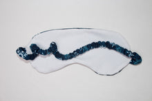 Load image into Gallery viewer, Snowflake Eye Mask